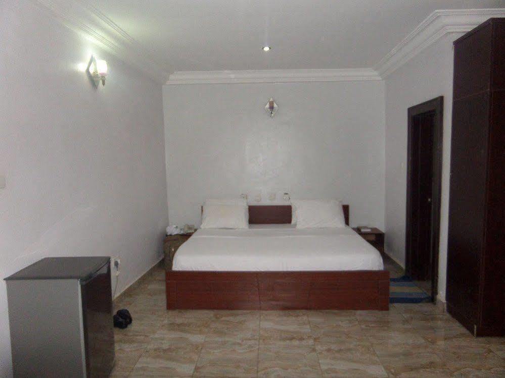 Laps New World Hotel Abuja Exterior photo